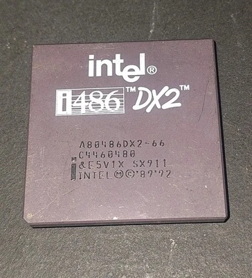 VINTAGE CPU 486 DX2 50 INTEL TESTED PROCESSOR PGA 168 RETRO PC DOS SOCKET 1 2 3 - Immagine 1 di 2