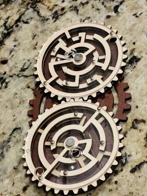 Quebra-cabeça incrível roda de engrenagem de madeira duplo problema Constantin Brain Teaser 202101 - Imagem 1 de 4