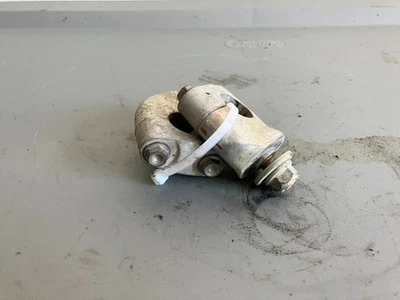 06-09 HONDA TRX450ER OEM HANDLEBAR HANDLE CLAMPS MOUNTS 055 - Image 1 of 4