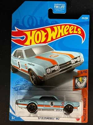 Oldsmobile 442 231/250 Hot Wheels 2021 HW Muscle Mania 6/10 azul '67 Foto 1 de 3