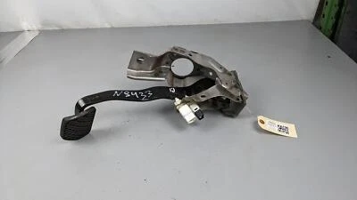 Brake Pedal 2020 Nissan Murano 46501-5AA0B 2015 2016 2017 2018 2019 2021 2022 - Image 1 of 4