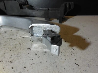 Manija de puerta exterior trasera derecha mercedes-benz e350 e320 e550 e55 2003-2009 e500 Foto 1 de 4