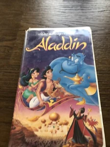 BLACK DIAMOND ULTRA RARE Aladdin (VHS, 1993) By Walt Disney FREE SHIPPING ⚡️⚡️⚡️ - Picture 1 of 5