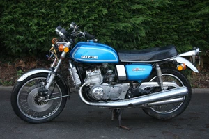 Suzuki GT750 GT 750 L Kettle 1974 Ride or Restore BARN FIND **A MUST SEE* - Picture 1 of 11