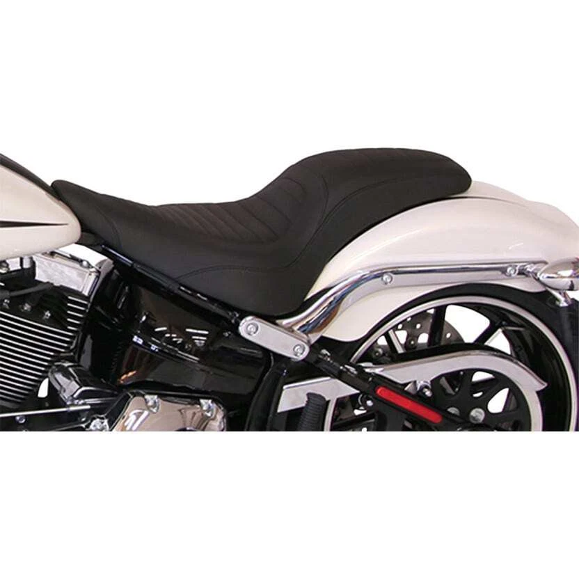 Mustang Tripper Fastback Harley Corte Asiento Bajo Tuck-and-Roll para 18-23 FXSB Foto 1 de 1