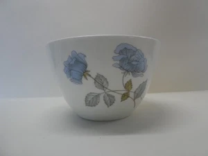 WEDGWOOD ICE ROSE SUGAR BOWL  - VGC - Picture 1 of 6