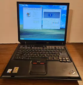 IBM Thinkpad R40 14" Laptop Intel Pentium 4 2.40GHz 1GB 100GB HDD Radeon WinXP - Picture 1 of 9