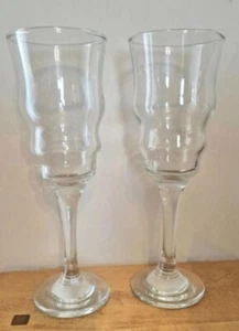 2 x Vintage Retro 80s Flutes / Wine Glasses. Hand Made, Great Condition. - Picture 1 of 1