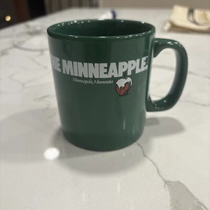 Minneapple Minneapolis Minnesota Kiln Craft Coffee Mug Green England EUC - Picture 1 of 11