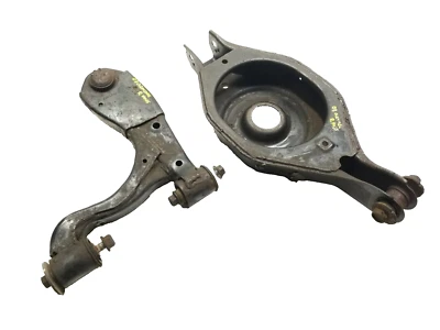 2006-2008 NISSAN ARMADA задний рычаг управления пассажирской стороне справа 2шт OEM - Изображение 1 из 4