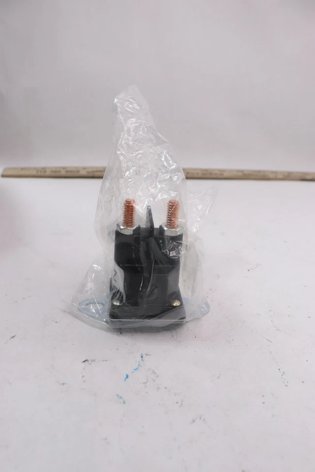 Solenoide Oregon 4 postes gris/negro 33-334 Foto 1 de 3