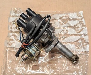 Mopar/Mitsubishi NOS Distributor Assembly 1982 Plymouth Arrow & Dodge Ram 50 P/U - Picture 1 of 2