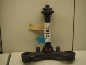 SUZUKI GSX600F GSX600 F T-STUK  51410-19C02 TRIPPLE TREE - Bild 1 von 5