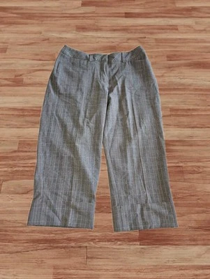 WORTHINGTON PETITE STRETCH Size 6P (15.5"W X 29"L) Grey Plaid Trousers - Image 1 of 3