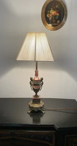 Italienische Brevettato Tischlampe vergoldet und Marmor neoklassizistisch - Bild 1 von 10