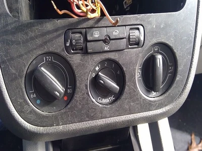 Temperature Control Single Zone Climatic US Fits 06-10 PASSAT 3761260 - Image 1 of 4