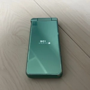 SHARP AQUOS Keitai 601SH Green Softbank Unlocked Tested Used - Picture 1 of 6