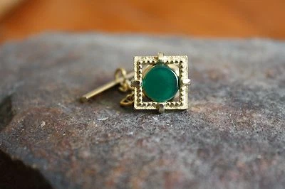 Vintage Estate Gold Tone SWANK Open Design Green Glass Center Stone Tie Pin/Tack - Image 1 of 4