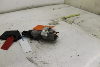 CERRADURA + LLAVE VOLKSWAGEN POLO IV (9N1/2/3) 2004 4B0905851 Foto 1 de 2