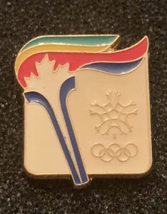 Olympics Winter Games Torch Vintage Team Canada 1979 Lapel Pin *Signed* - SP6 - Picture 1 of 3