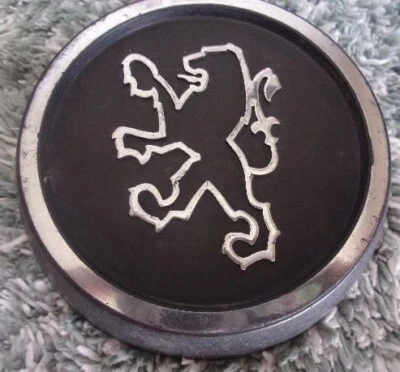 1 Original PEUGEOT Black Alloy Wheel Center Cap Cover Hub 3-17/32" or 91 MM O.D. - Изображение 1 из 4