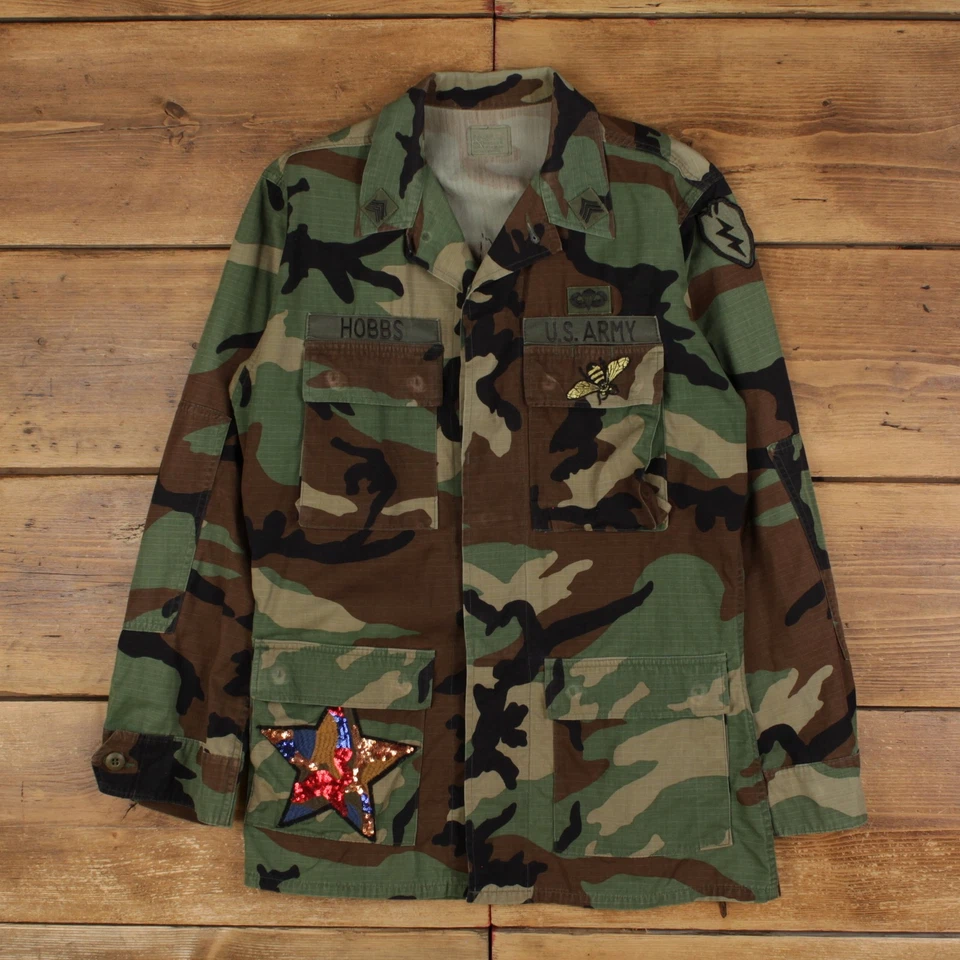Chaqueta Militar Vintage S Sobrecamisa Camuflada Ejército de Estados Unidos Lentejuelas Verde Foto 1 de 4