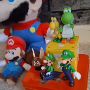 Mario Plush Teddy - Action Figures - Picture 1 of 4