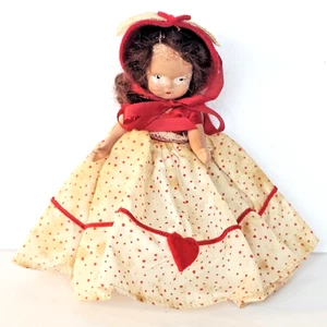 Muñeca Nancy Ann Storybook de colección pelo castaño sombrero rojo corazón rojo lunares 1823 - Imagen 1 de 9