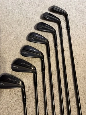 Callaway Apex Ti Fusion Eisen 5-GP Dynamic Gold Mid S300 Tour Issue 100 Schäfte - Bild 1 von 4