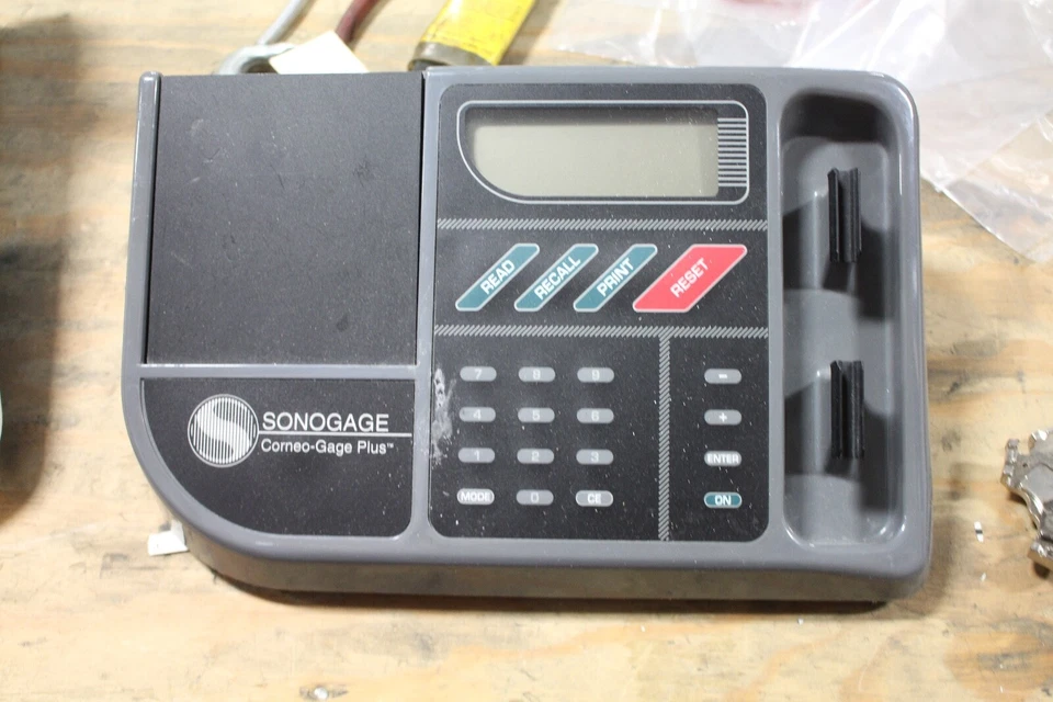 Sonogage Corneo-Gage Plus Corneal Pachymeter - Image 1 of 1