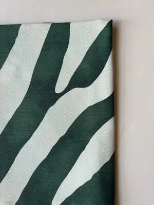 Lee Jofa Dinisen Print Emerald Fabric Remnant   24"x24" - Image 1 of 3