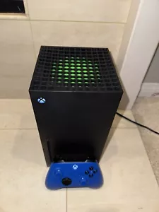Xbox Series X + Remote & IBUYPOWER / CHIMERA KM7 Keyboard - Picture 1 of 6
