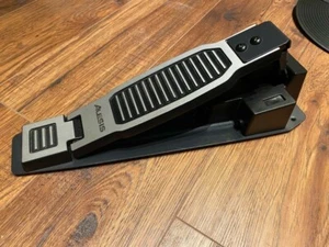 ALESIS DM10 HI-HUT-CONTROLLER. SCHWERLASTPEDAL. METALLBASIS. - Bild 1 von 7
