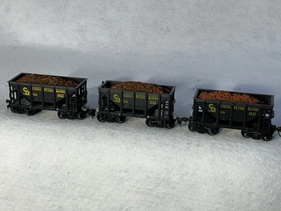 Roundhouse C & O 26’ Ore Cars/Loads HO (No Boxes; PRICE IS PER CAR) - Image 1 of 3