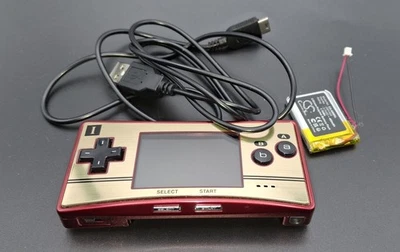 Game Boy Micro 20th Anniversary Nintendo Famicom Color - Immagine 1 di 4