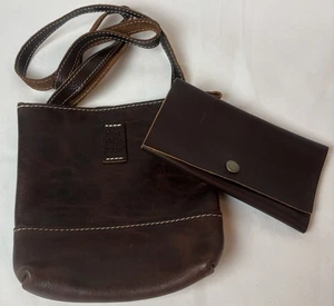 Lote 2 Bandolera Portland Cuero Marrón Oscuro Festival y Cartera Rancher - Imagen 1 de 15