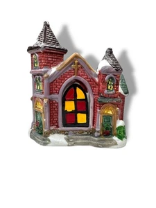 Vintage Wellington Square 2004 Ceramic Christmas Village Church Ornament - Picture 1 of 7