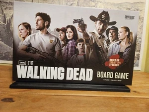 The Walking Dead Board Game (2011) – First Season Print - Picture 1 of 5