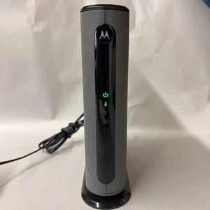 Motorola MB8600 DOCSIS 3.1 Gigabit Kabel Modem z zasilaczem - Zdjęcie 1 z 3