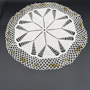 Vintage Handmade Crochet 18” Ivory W/Taupe And Green Edge Star Pattern Doily - Picture 1 of 9
