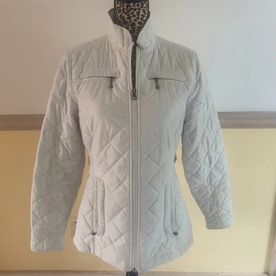 Woolrich Women's Quilted Winter White Five Pocket Zipper Jacket Size Small A19 - Image 1 of 4