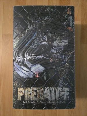 Hot Toys MMS90 Classic 1987 Predator 1/6 Jungle Hunter Figure Complete Excellent - Image 1 of 4