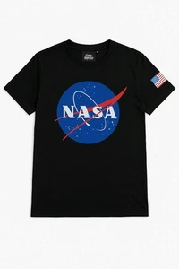 NASA Black T-Shirt Men’s M Time Space USA Flag Logo Tee New with Tag - Picture 1 of 3