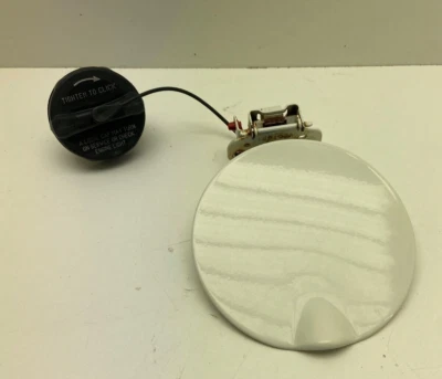 Tapa de puerta de llenado de combustible de gas CHRYSLER TOWN COUNTRY 08 09 10 11 12 13 14 15 16 Foto 1 de 4