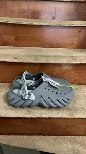 Zueco nuevo con etiquetas no caja Crocs Echo Standardstorm para hombre talla 11 - Imagen 1 de 10