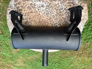 New Briggs & Stratton Vanguard Muffler 40/2022 27-40 HP - Bild 1 von 6