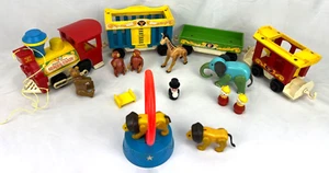 FISHER PRICE Gioco Famiglia CIRCUS #991 Treno Leoni Orso Giraffa Elefante Scimmie + - Foto 1 di 11