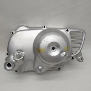 Honda C70 C70 MK2 C50 Crankcase Cover Clutch Cover RH 11330-086-020 NOS Japan - Picture 1 of 14