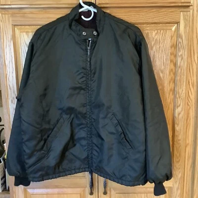 Chaqueta cortavientos vintage Wynn’s negra de carreras talla M o L unisex Foto 1 de 4