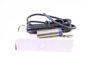 TELEMECANIQUE XS1M18MB230 ! NEW ! - Picture 1 of 13